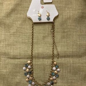 Tri-Toned Jewelry Set!